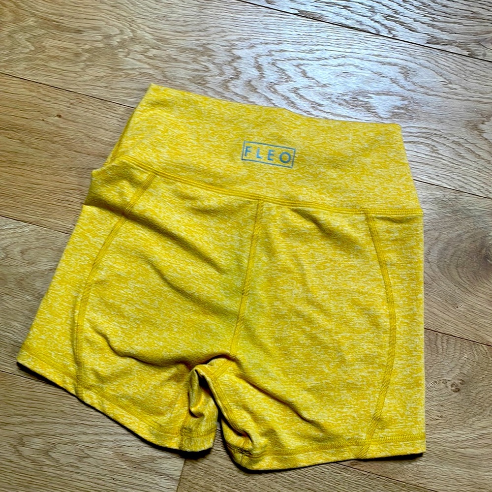 Fleo True High Contour Bounce Shorts in Heathered Yellow CrossFit Lifting Swim